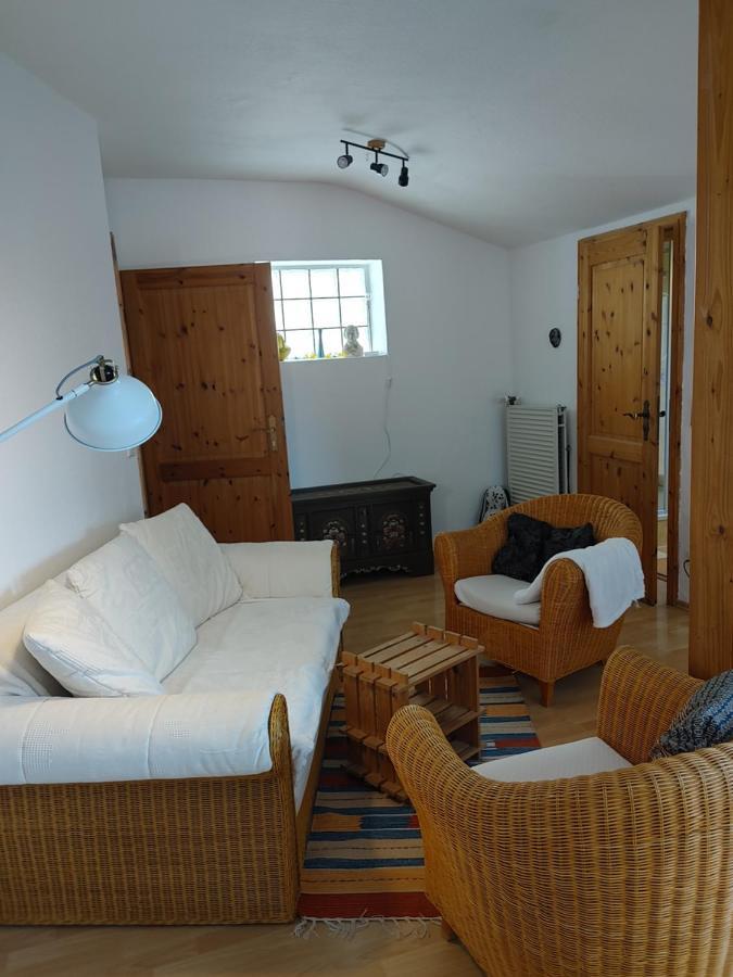 Ferienwohnung Mit Aussicht Saarbrucken Bagian luar foto