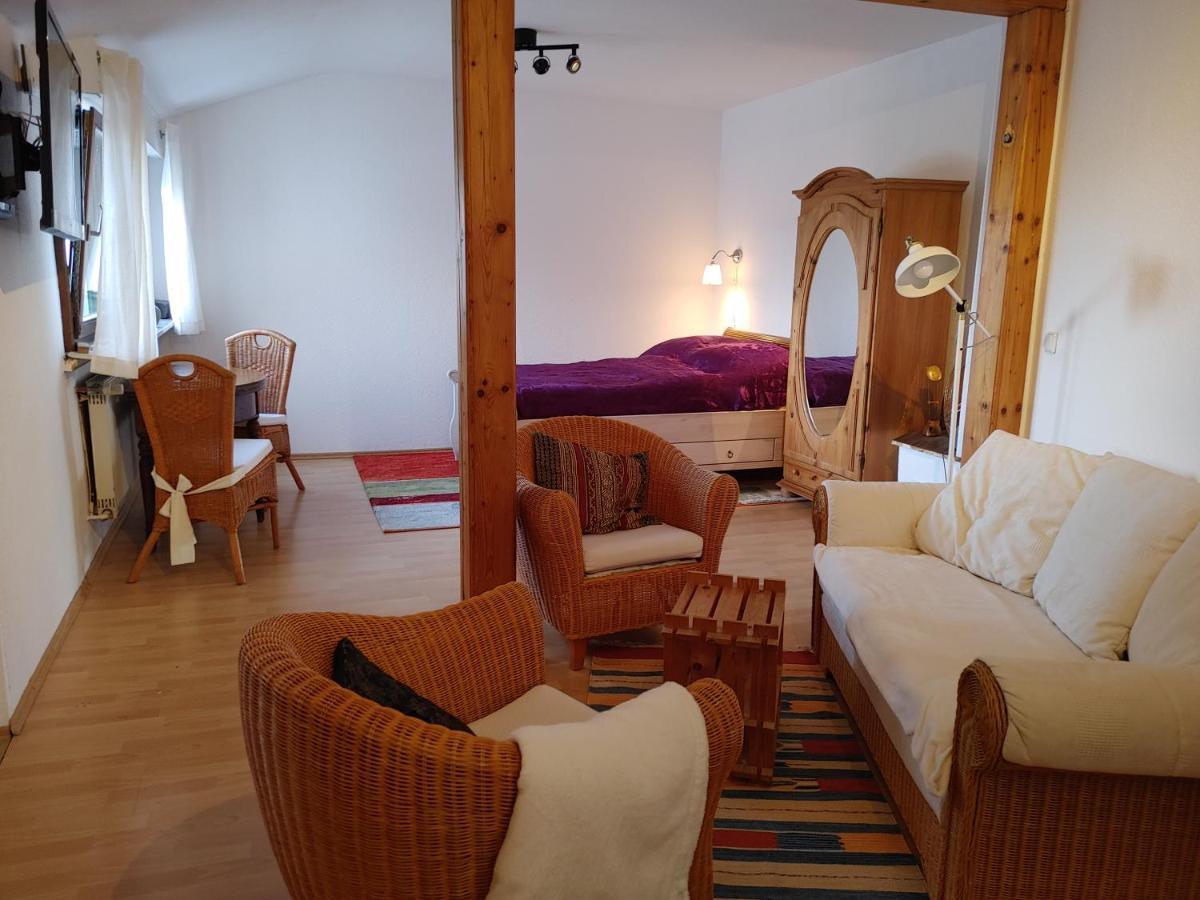Ferienwohnung Mit Aussicht Saarbrucken Bagian luar foto